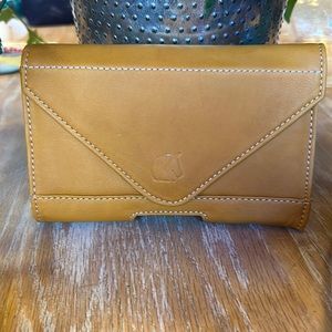 KL Select Leather Phone Pocket